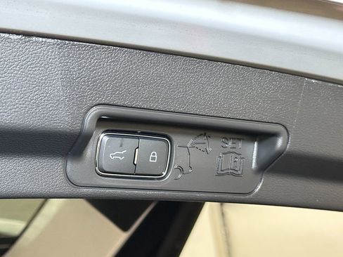 New 2026 Ford Explorer Active image 15