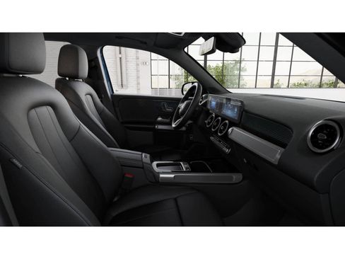 New 2026 Mercedes-Benz GLB 250 image 3