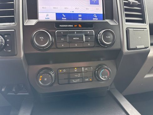 Used 2020 Ford F150 XLT image 16