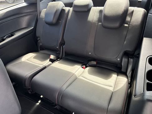 Used 2024 Honda Odyssey Sport image 18