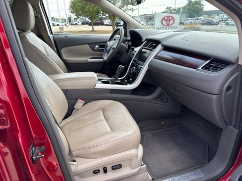 Used 2013 Ford Edge Limited FWD image 17