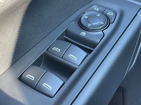 New 2026 Chevrolet Silverado 1500 Custom Trail Boss AWD/4WD image 16