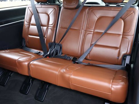 Used 2024 Lincoln Navigator L Reserve image 24