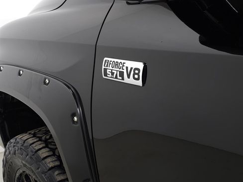 Used 2015 Toyota Tundra SR5 image 12