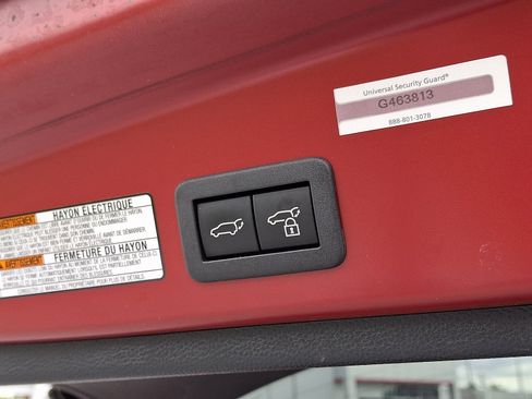 Certified 2022 Toyota Corolla Cross XLE image 29