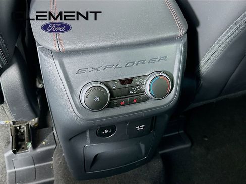 New 2025 Ford Explorer ST-Line w/ Premium Package image 31