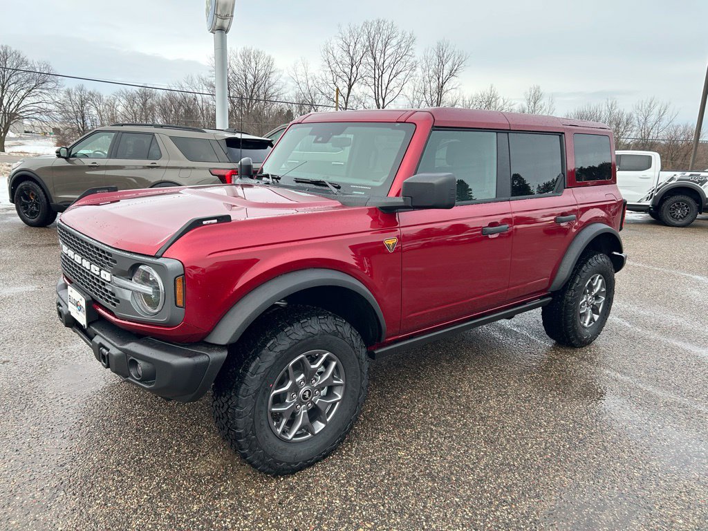 Used 2025 Ford Bronco Badlands AWD/4WD image 3
