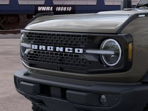 New 2026 Ford Bronco Outer Banks AWD/4WD image 19