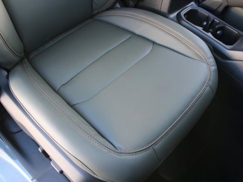 New 2025 Jeep Gladiator Mojave image 27