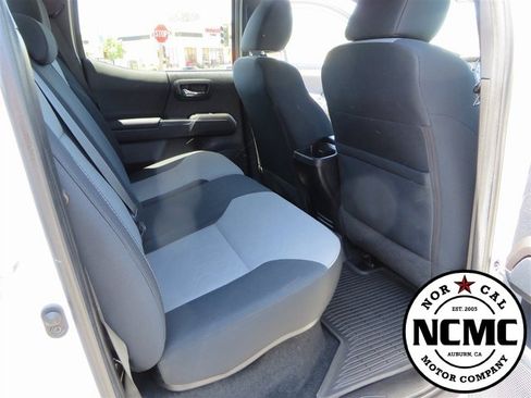 Used 2021 Toyota Tacoma TRD Sport image 50