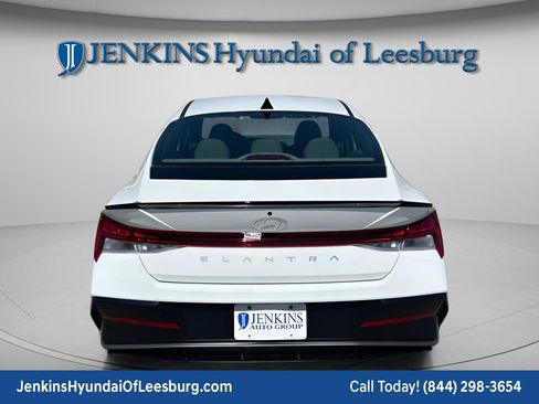 New 2026 Hyundai Elantra SEL Sport image 7