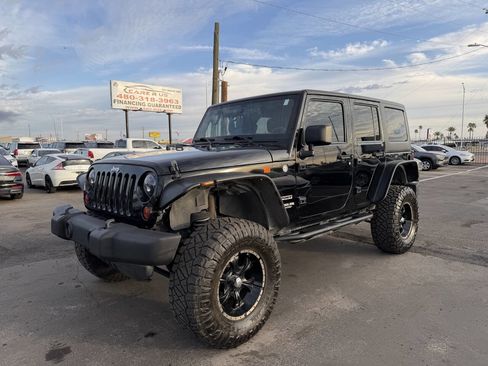 Used 2012 Jeep Wrangler Unlimited Sport image 3