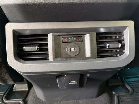 Certified 2025 Ford F250 Lariat w/ Lariat Ultimate Package AWD/4WD image 20