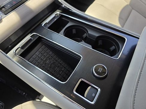 Used 2025 Lincoln Aviator Reserve w/ Illumination Package image 22