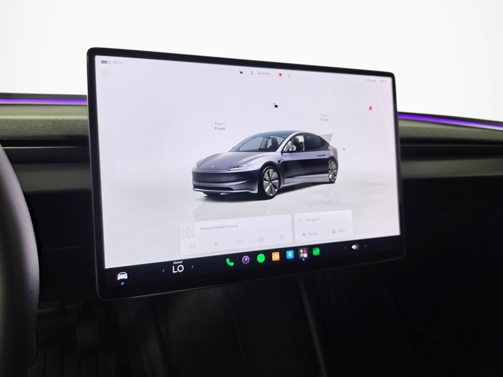 Used 2025 Tesla Model 3 Long Range RWD image 15