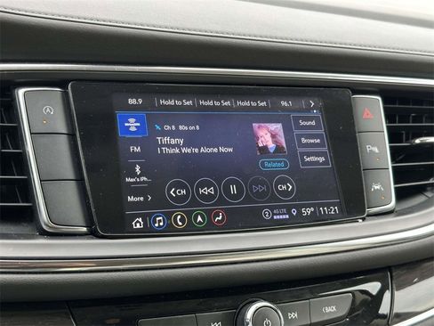 Used 2022 Buick Enclave Essence w/ Experience Buick Package image 3