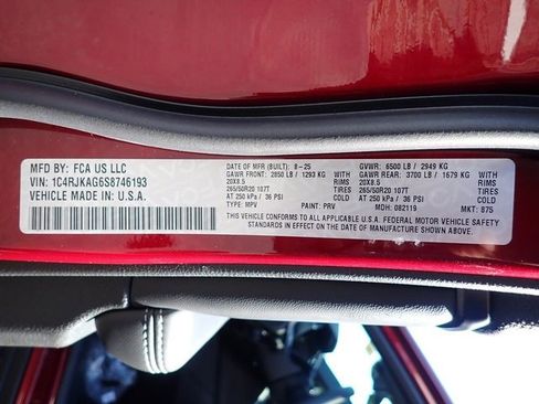 New 2025 Jeep Grand Cherokee L Altitude image 16