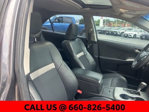 Used 2013 Toyota Camry SE w/ Convenience Pkg FWD image 6