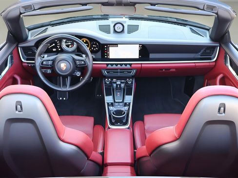 Used 2022 Porsche 911 Turbo S image 16