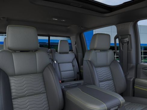 New 2026 Chevrolet Silverado 2500 ZR2 AWD/4WD image 24