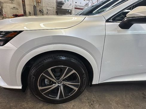 Used 2023 Lexus RX 350 Premium w/ Accessory Package (Z1) AWD/4WD image 9