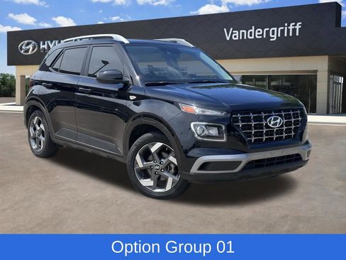 Used 2022 Hyundai Venue SEL FWD image 1