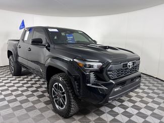 Used 2024 Toyota Tacoma TRD Sport AWD/4WD video 1