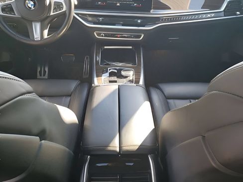 Used 2023 BMW X7 xDrive40i w/ M Sport Package AWD/4WD image 27