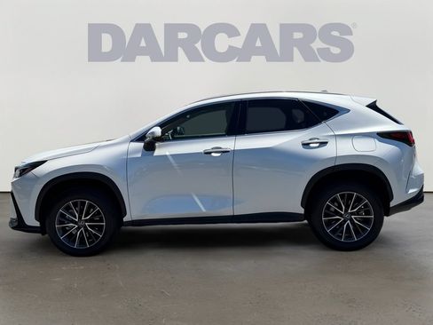 Used 2024 Lexus NX 250 FWD image 3