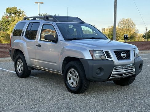 Used 2014 Nissan Xterra X AWD/4WD image 4