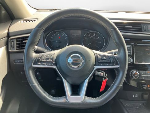 Used 2020 Nissan Rogue S w/ Special Edition Package image 13