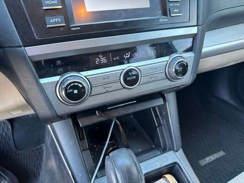 Used 2015 Subaru Outback 2.5i AWD/4WD image 9