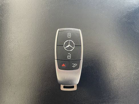 Certified 2021 Mercedes-Benz GLE 350 image 23