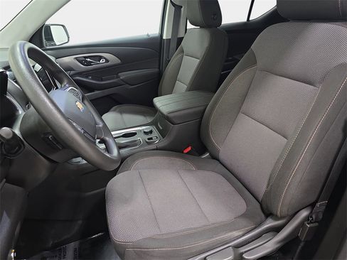 Used 2020 Chevrolet Traverse LS image 14