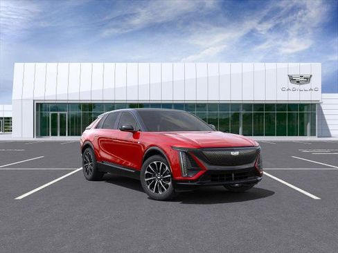 New 2025 Cadillac Lyriq Sport image 1