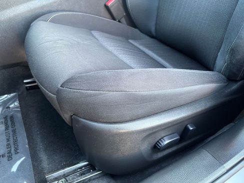 Used 2025 Nissan Altima 2.5 SV FWD image 22