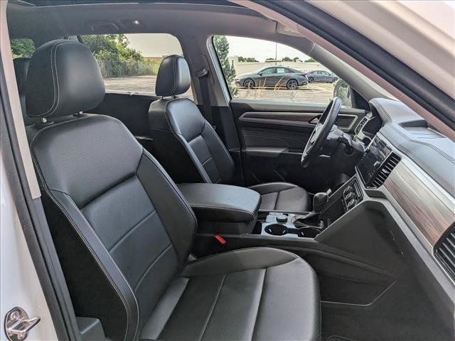 Used 2021 Volkswagen Atlas SEL AWD/4WD image 14