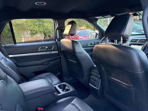 Used 2018 Ford Explorer Sport w/ Equipment Group 401A image 11