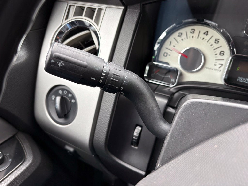 Used 2013 Ford Expedition EL Limited AWD/4WD image 14