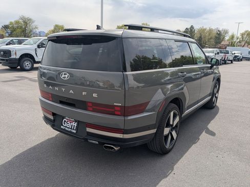 Used 2025 Hyundai Santa Fe Limited AWD/4WD image 3