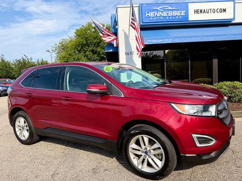 Used 2017 Ford Edge SEL w/ Equipment Group 201A AWD/4WD image 4