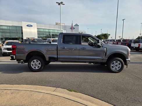 New 2026 Ford F250 XLT w/ XLT Premium Package AWD/4WD image 39