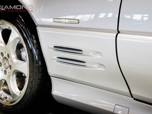 Used 2002 Mercedes-Benz SL 500 Silver Arrow image 30
