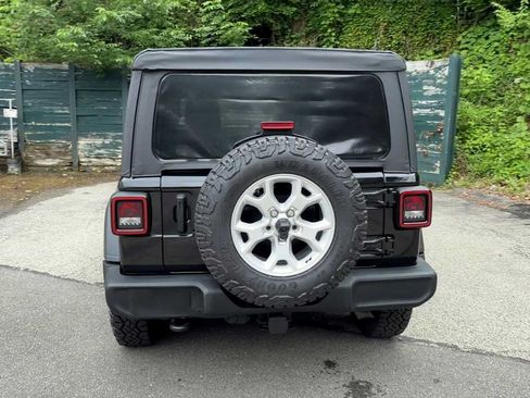 Used 2021 Jeep Wrangler Unlimited Sport AWD/4WD image 7