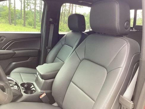 New 2026 Chevrolet Colorado W/T w/ WT Custom Package RWD image 13