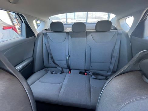 Used 2025 Kia K4 FWD image 44