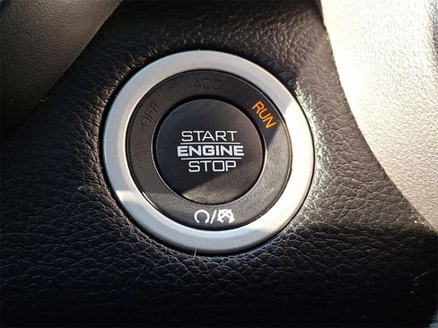 Used 2019 RAM 1500 Big Horn image 23