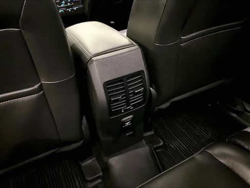 Used 2018 Ford Escape SE w/ SE Sport Appearance Package AWD/4WD image 29
