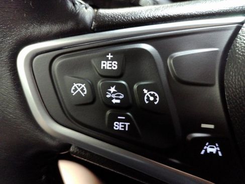 Used 2022 Chevrolet Equinox LT image 33