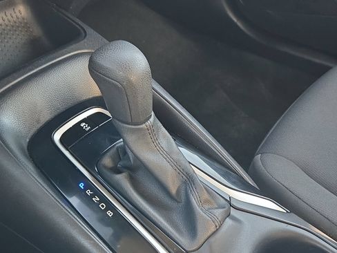 Used 2024 Toyota Corolla LE FWD image 19